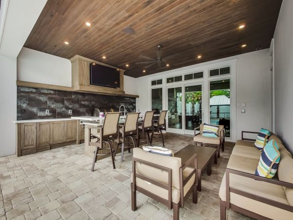 Destin Luxurious Nine Bedroom Retreat Vacation Home