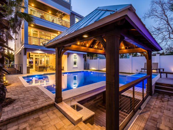 Destin Luxurious Nine Bedroom Retreat Vacation Home