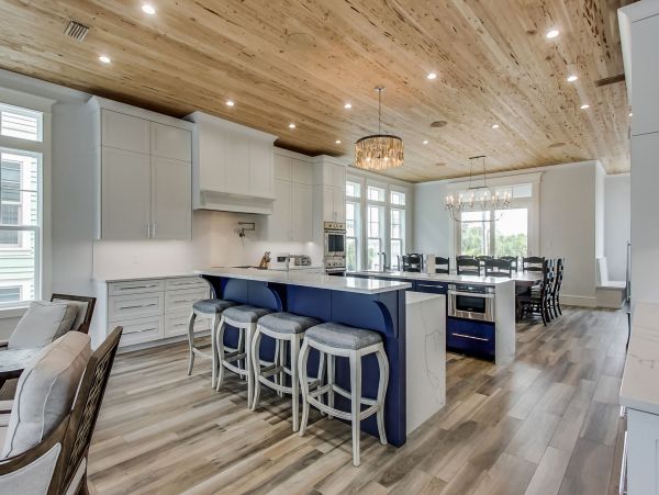 Destin Luxurious Nine Bedroom Retreat Vacation Home