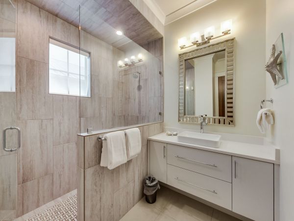 Destin Luxurious Nine Bedroom Retreat Vacation Home