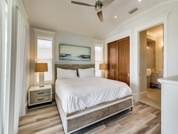 Destin Luxurious Nine Bedroom Retreat Vacation Home