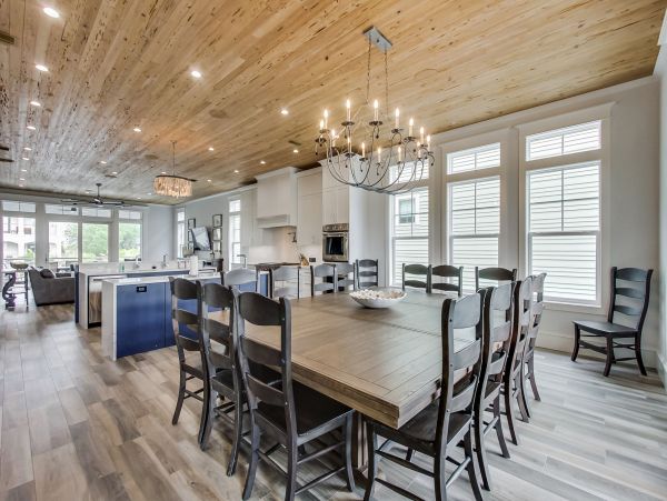 Destin Luxurious Nine Bedroom Retreat Vacation Home