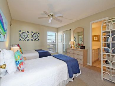 Full Gulf View from this Two Bedroom Condo Sleeps Nine Guest