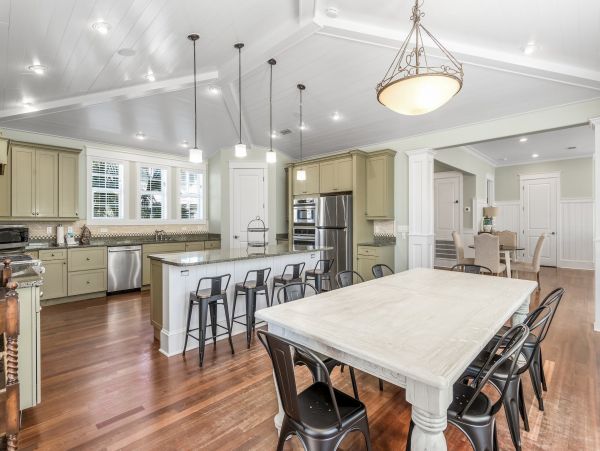 Miramar Beach Luxury Six Bedroom Home with Private Pool