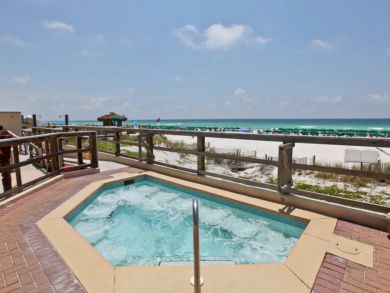 Beachfront One Bedroom Condo with Sweeping Views