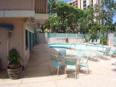 Poolside lounging chairs & table set