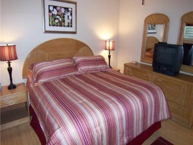 Bedroom with king bed Bedroom with king bed
