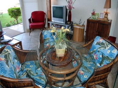 Dining room seats four