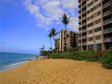 Lahaina, Hawaii Rental Condo on Beach