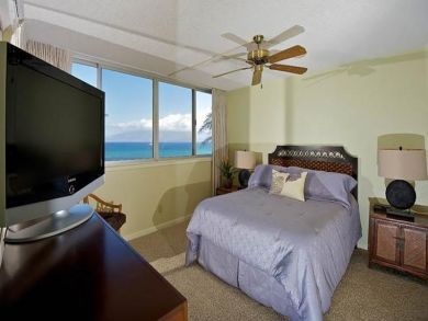 One of the Nicest Rentals in the Building Panoramic Views!