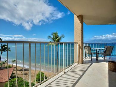 One of the Nicest Rentals in the Building Panoramic Views!