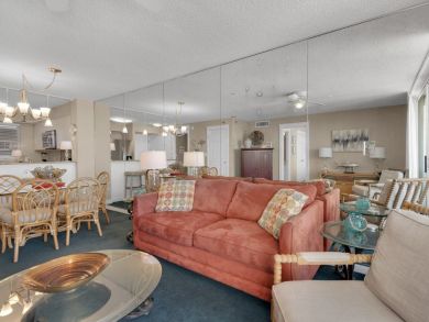 Destin Two Bedroom Bay View Vacation Condo Walk to Beach