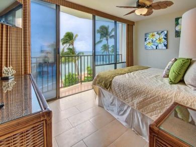 Master Bedroom Open to Balcony Master Bedroom Open to Balcony