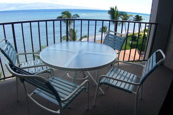 Balcony with table set