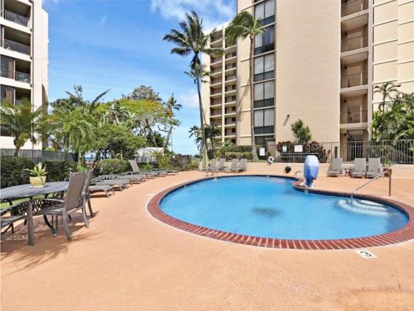 Lahaina Vacation Condo Two Bedrooms