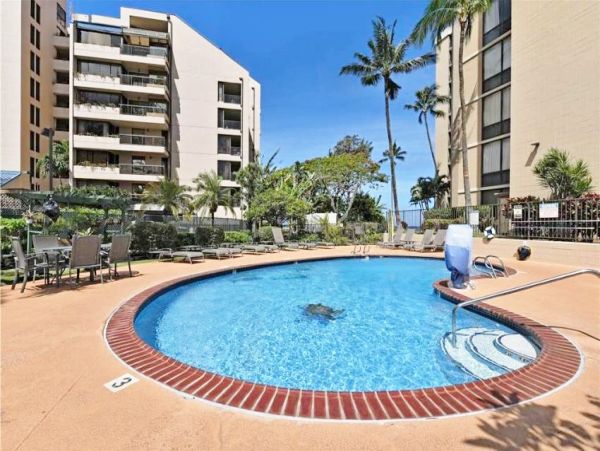 Lahaina Vacation Condo Two Bedrooms