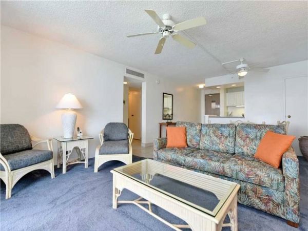 Lahaina Vacation Condo Two Bedrooms