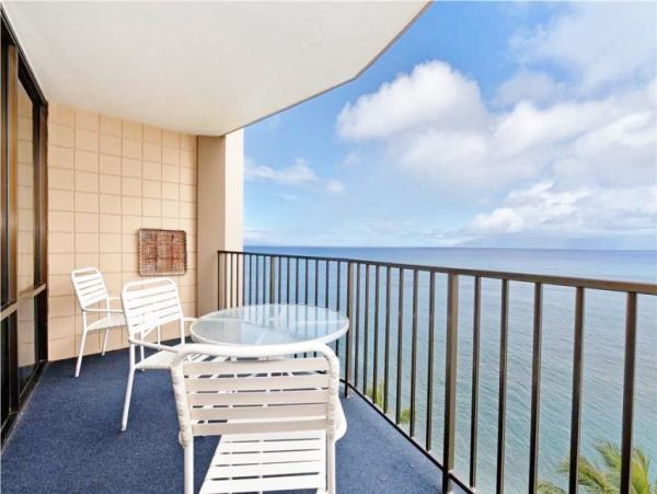 Lahaina Vacation Condo Two Bedrooms