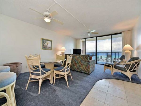 Lahaina Vacation Condo Two Bedrooms