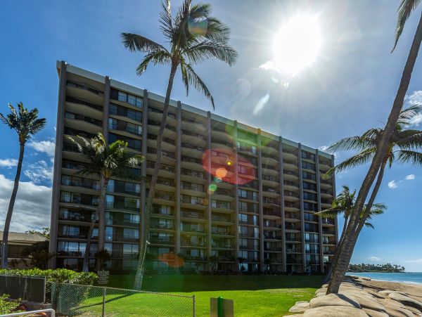 Wake to the Views of The Pacific Ocean from Your Bed!!