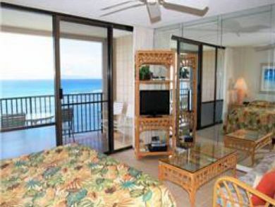 Studio open to balcony