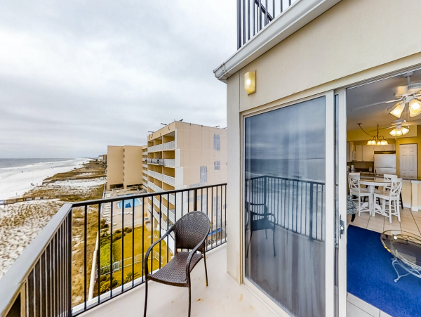 Okaloosa Direct Beachfront 2 Bedroom Condo - Amazing Views