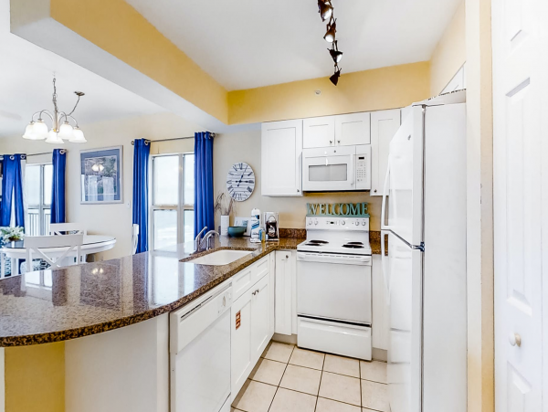 Okaloosa Direct Beachfront 2 Bedroom Condo - Amazing Views