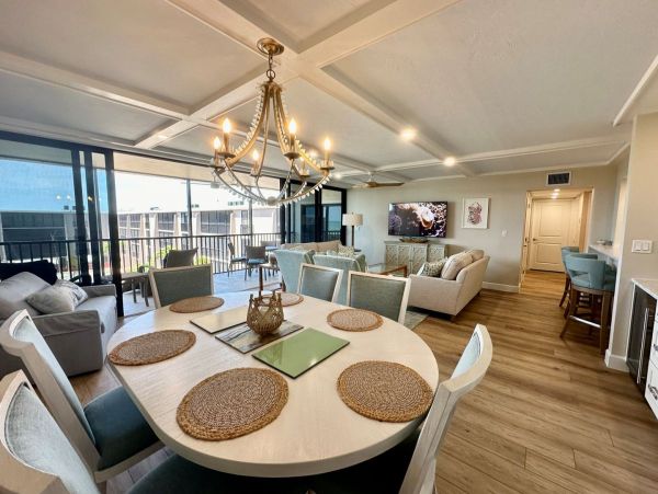 Sanibel Vacation Rental Condo 2 Bedrooms Plus Den Sleeps 6