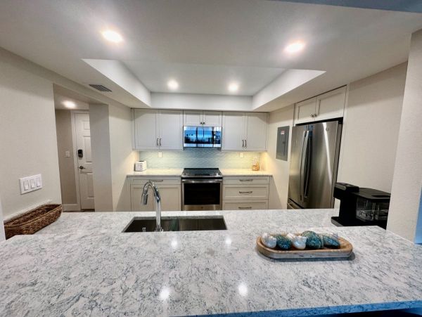 Sanibel Vacation Rental Condo 2 Bedrooms Plus Den Sleeps 6
