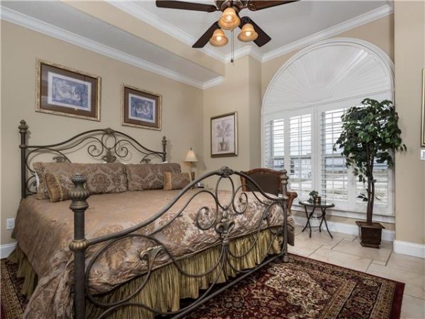 Full Gulf View at This Four Bedroom Vacation Rental