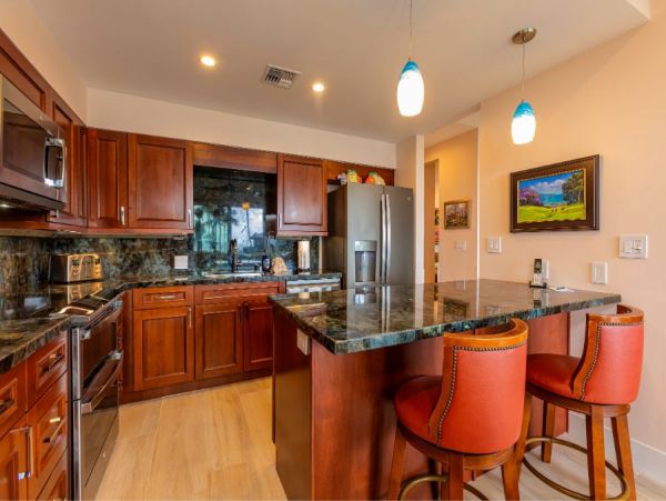 Amazing 2 Bedroom Oceanfront Condo with Sweeping Views