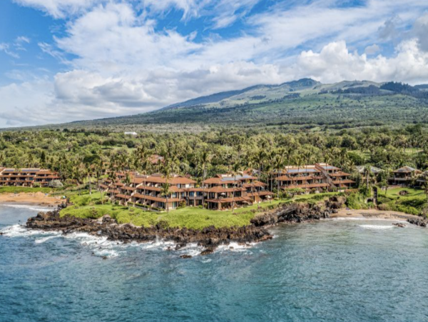 Amazing 2 Bedroom Oceanfront Condo with Sweeping Views