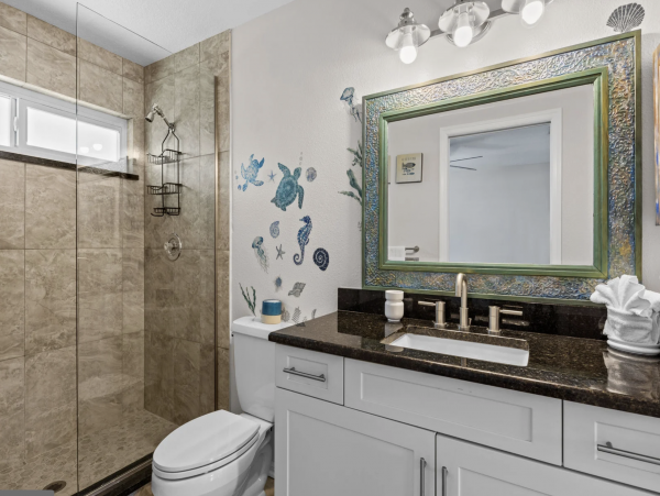 Anna Maria Island Vacation Rental - Walk to Beach Luxury Home