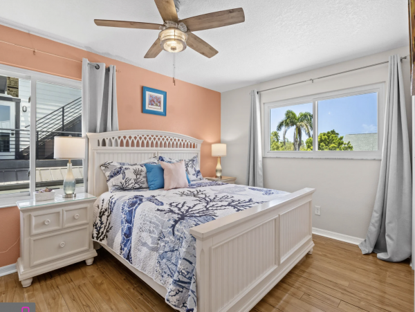 Anna Maria Island Vacation Rental - Walk to Beach Luxury Home