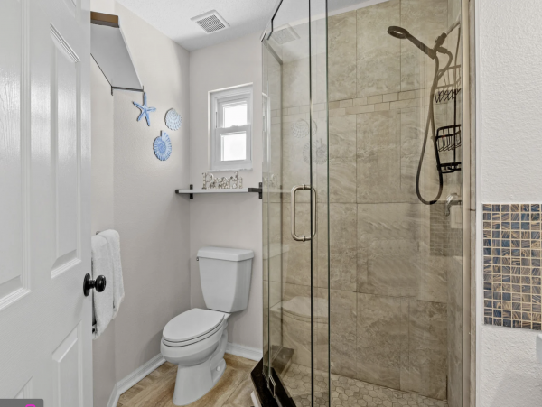 Anna Maria Island Vacation Rental - Walk to Beach Luxury Home