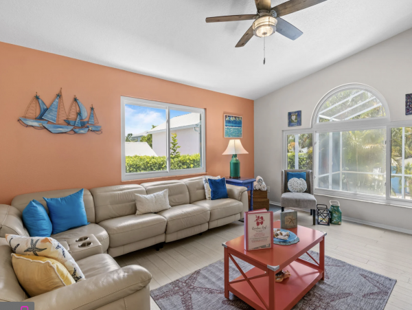 Anna Maria Island Vacation Rental - Walk to Beach Luxury Home