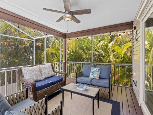 Anna Maria Island Vacation Rental - Walk to Beach Luxury Home
