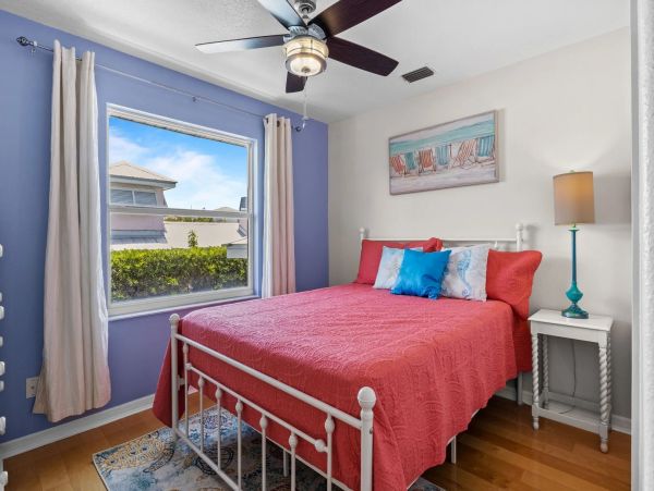 Anna Maria Island Vacation Rental - Walk to Beach Luxury Home