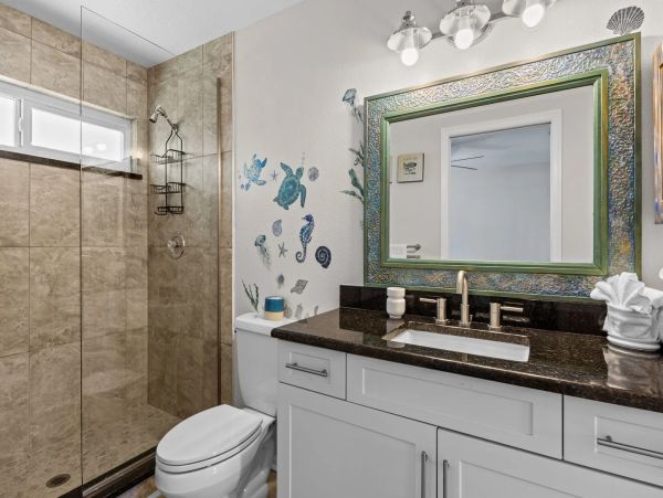 Anna Maria Island Vacation Rental - Walk to Beach Luxury Home