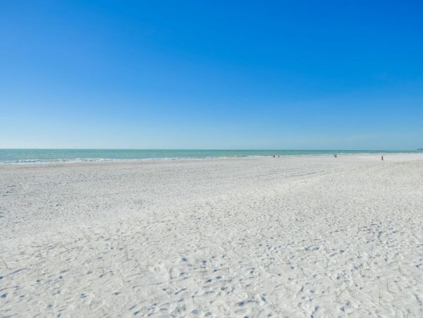Bradenton Beach Beachfront Condo Rental - Anna Maria Island Vacation Home