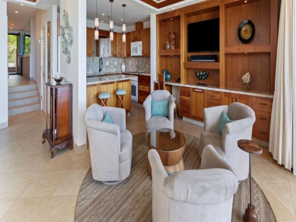 Kihei Beachfront Condo with 2 Bedroom