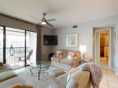 Bradenton Two Bedroom Vacation Condo Pool