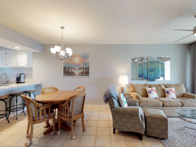 Bradenton Two Bedroom Vacation Condo Pool
