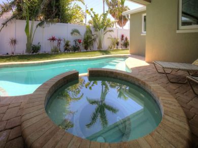 Holmes Beach 4 Bedroom Vacation Home Sleeps 10 Holmes Beach 4 Bedroom Vacation Home Sleeps 10