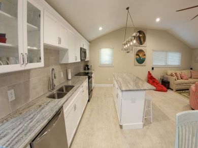 Holmes Beach 4 Bedroom Vacation Home Sleeps 10 Holmes Beach 4 Bedroom Vacation Home Sleeps 10