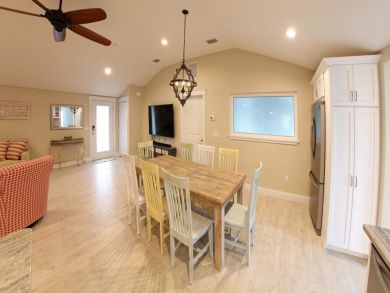 Holmes Beach 4 Bedroom Vacation Home Sleeps 10 Holmes Beach 4 Bedroom Vacation Home Sleeps 10