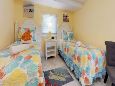 Holmes Beach 4 Bedroom Vacation Home Sleeps 10 Holmes Beach 4 Bedroom Vacation Home Sleeps 10