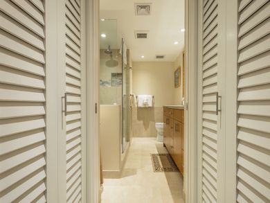 Prime Oceanfront Walk Out Unit