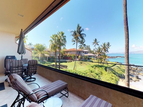 Wailea Two Bedroom Oceanfront Vacation Condo