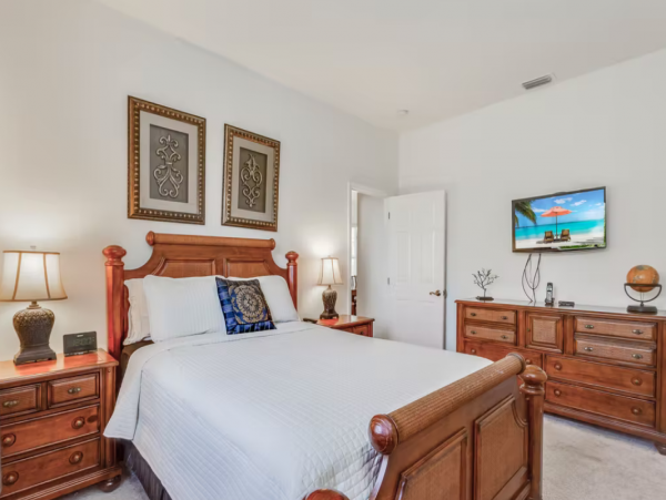 Cape Coral Luxury Vacation Home on the Water
